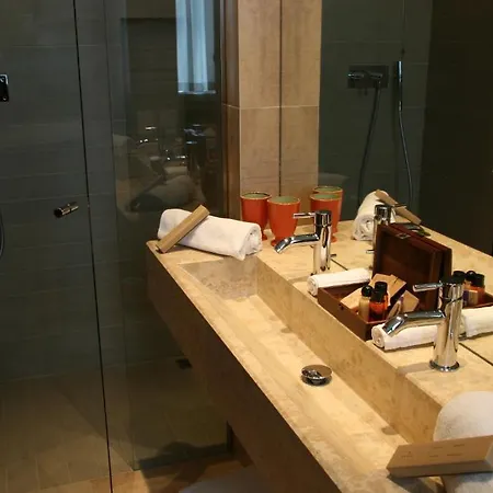 Ξενοδοχείο Balneum Boutique &